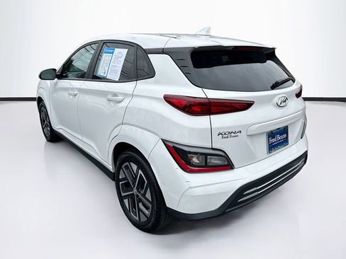 Used 2023 Hyundai Kona SEL image 5