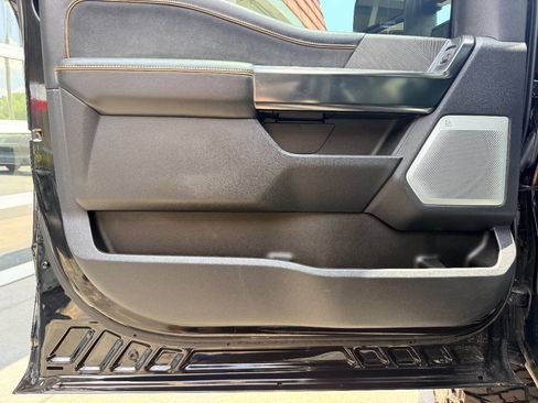Used 2024 Ford F250 Platinum AWD/4WD image 19