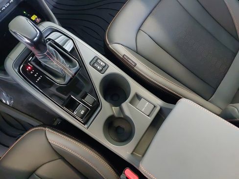 Used 2025 Subaru Crosstrek 2.5i Limited w/ Crosstrek Mirror Package image 28