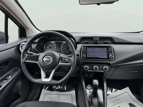 Used 2021 Nissan Versa S FWD image 17