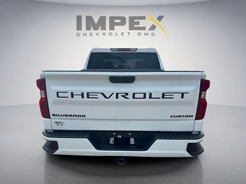Used 2024 Chevrolet Silverado 1500 Custom AWD/4WD image 4