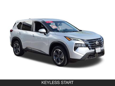 Certified 2025 Nissan Rogue SV FWD image 2
