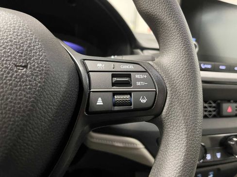 New 2025 Honda Accord SE image 18