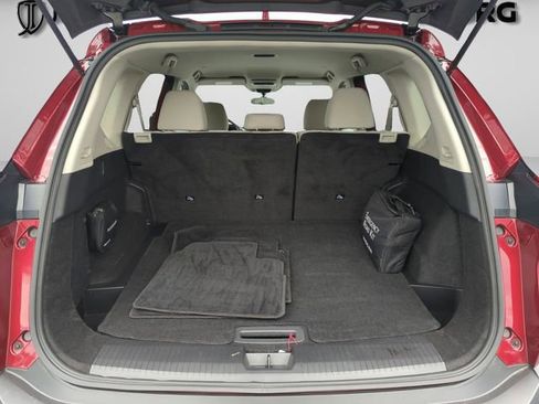 Certified 2023 Nissan Rogue SV FWD image 17