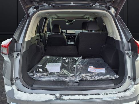 New 2026 Nissan Rogue Platinum w/ Platinum Premium Package AWD/4WD image 10