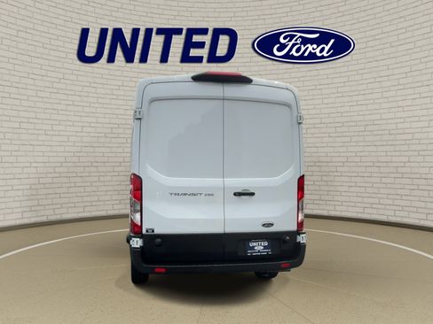 Used 2024 Ford Transit 250 148 Medium Roof w/ Exterior Upgrade Package RWD image 7