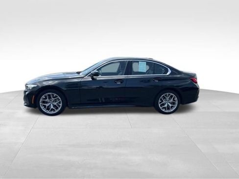 Used 2025 BMW 330i Sedan RWD image 4
