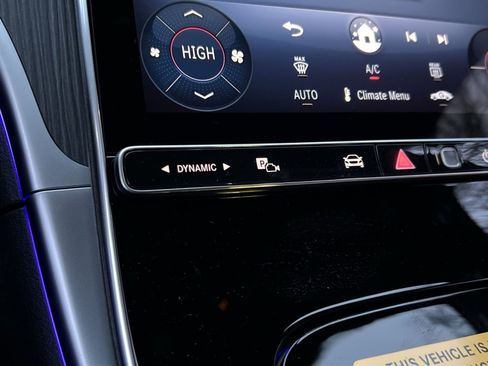 New 2026 Mercedes-Benz C 300 4MATIC Sedan image 32