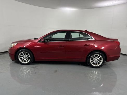 Used 2014 Chevrolet Malibu LT image 30