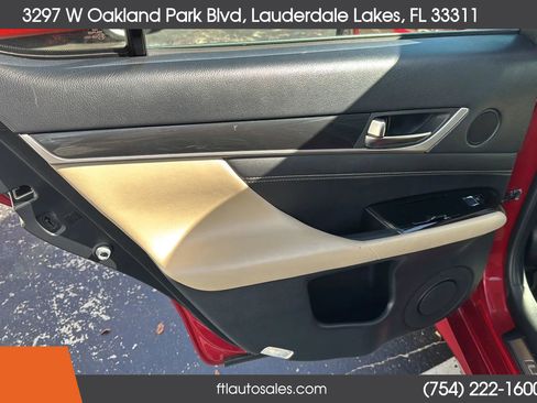 Used 2016 Lexus GS 200t RWD image 26
