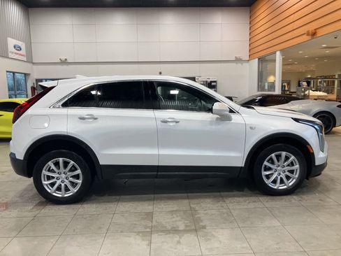 Used 2023 Cadillac XT4 Luxury image 4