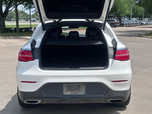 Used 2019 Mercedes-Benz GLC 300 4MATIC Coupe image 16