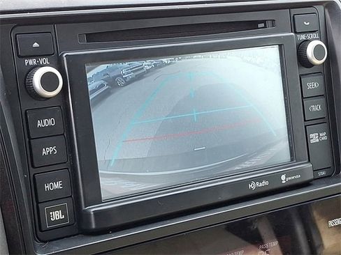 Used 2014 Toyota Sequoia Platinum image 17