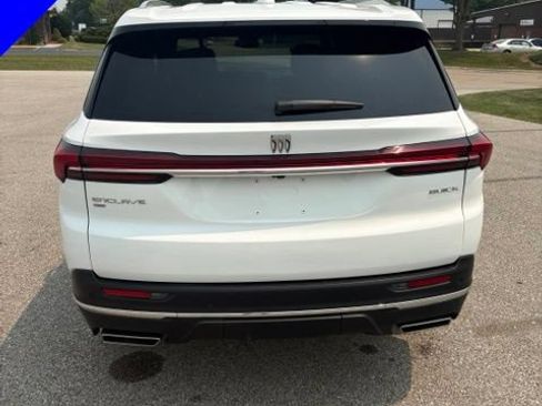 Used 2026 Buick Enclave Preferred AWD/4WD image 5