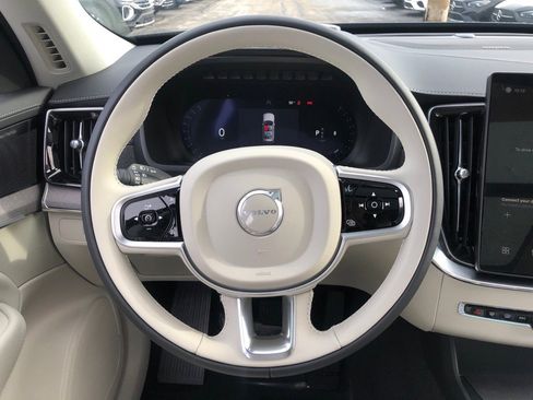 New 2026 Volvo XC90 B6 Ultra w/ Protection Package image 19