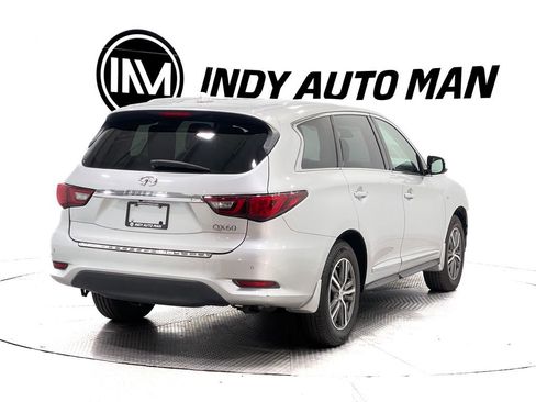 Used 2019 INFINITI QX60 Luxe w/ Essential Package image 4