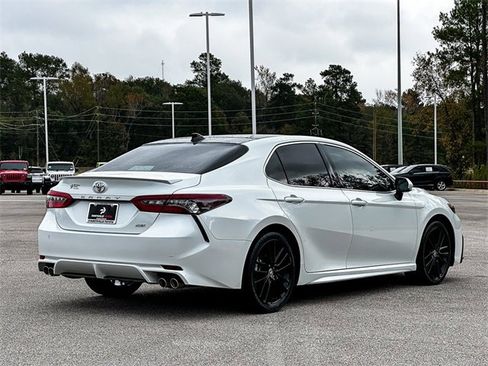 Used 2023 Toyota Camry XSE image 8