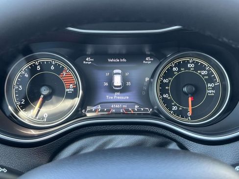 Certified 2021 Jeep Cherokee Limited image 24