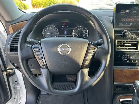 Used 2021 Nissan Armada SL image 19