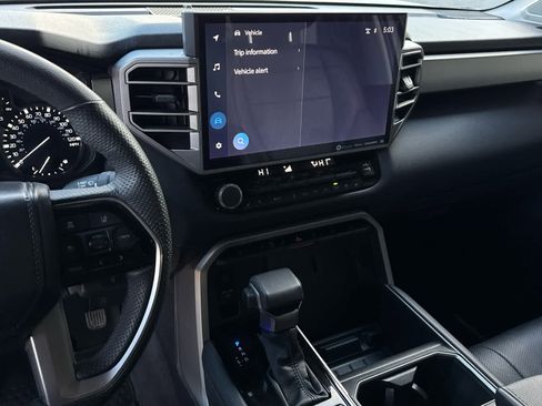 Used 2023 Toyota Tundra Limited image 18