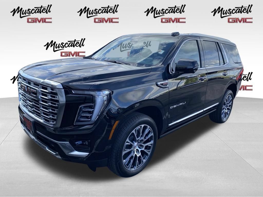 Used 2026 GMC Yukon Denali w/ Sun & Power Step Package AWD/4WD image 2