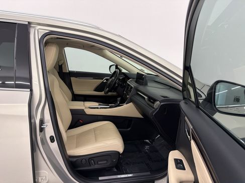 Certified 2021 Lexus RX 350L Luxury w/ Accessory Package FWD image 33