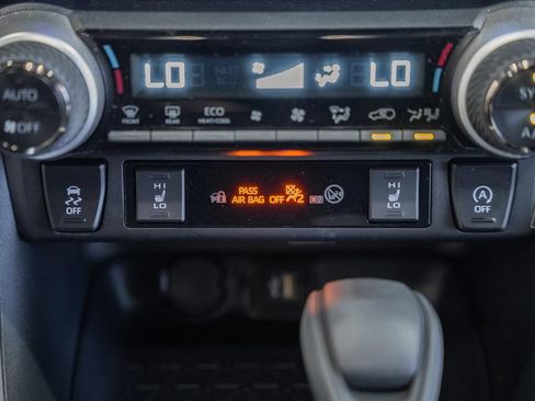 Used 2025 Toyota RAV4 XLE w/ Convenience Package AWD/4WD image 22