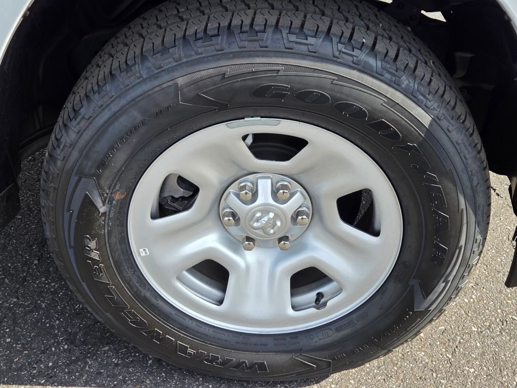 Used 2025 RAM 1500 Tradesman AWD/4WD image 9