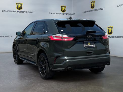 Used 2022 Ford Edge SE w/ Black Appearance Package image 3