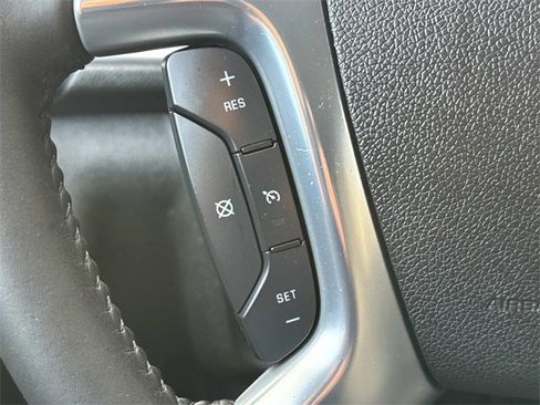 Used 2016 Chevrolet Traverse LT w/ Style and Technology Package image 21