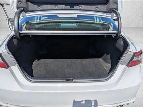 Used 2023 Toyota Camry XSE image 23