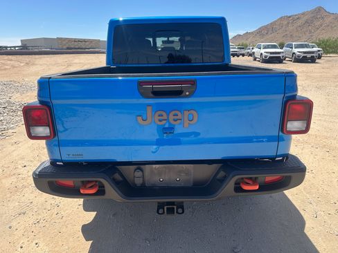 Used 2021 Jeep Gladiator Mojave AWD/4WD image 4