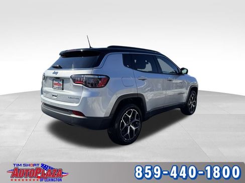 Used 2025 Jeep Compass Limited image 10