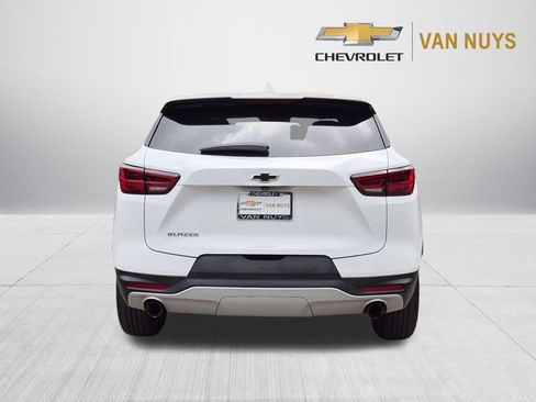 Used 2023 Chevrolet Blazer LT FWD image 6