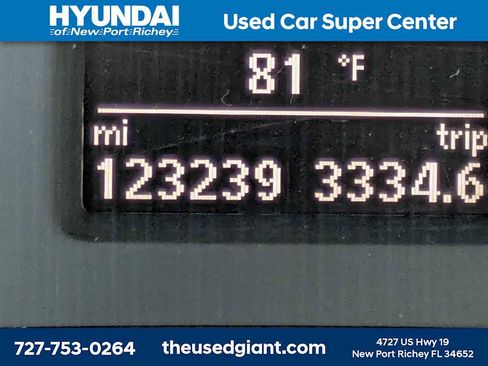 Used 2014 Volkswagen Passat 1.8T SE FWD image 32