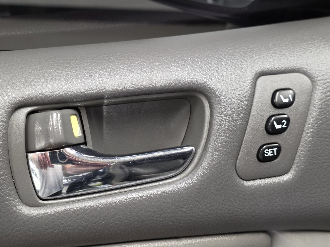 Used 2007 Toyota Sienna XLE FWD image 28