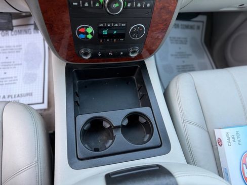 Used 2009 Chevrolet Tahoe LT RWD image 17