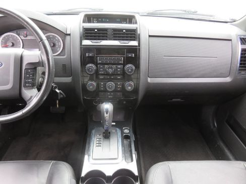 Used 2011 Ford Escape Limited w/ 302A Rapid Spec Order Code image 16