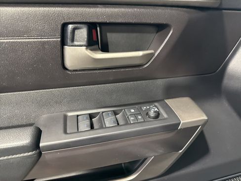 Used 2022 Toyota Tundra SR5 image 33