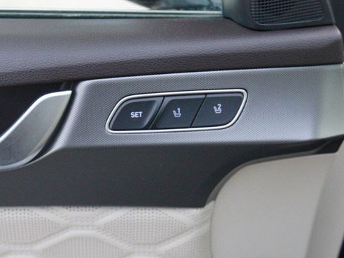 Used 2020 Hyundai Palisade Limited image 14