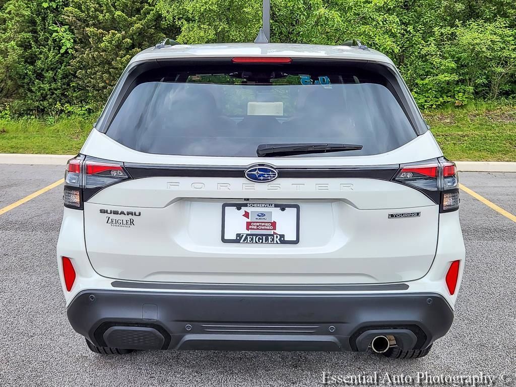 Used 2025 Subaru Forester Touring AWD/4WD image 5