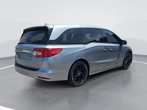 Used 2019 Honda Odyssey Elite image 3