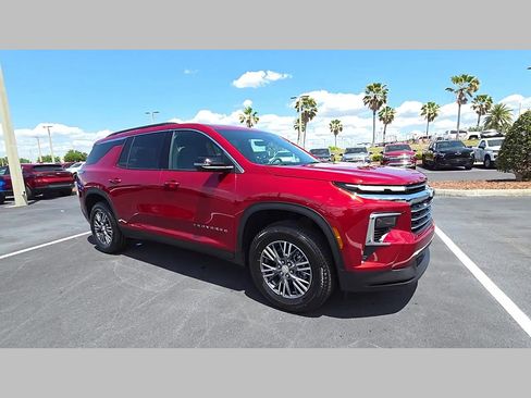 New 2026 Chevrolet Traverse LT FWD image 16