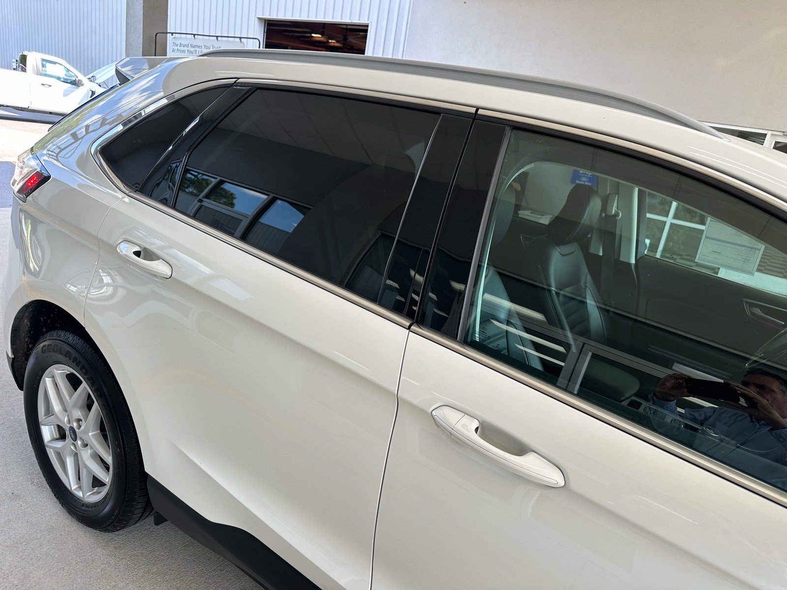 Used 2021 Ford Edge SEL w/ Convenience Package FWD image 9