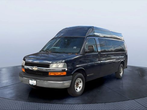 Used 2010 Chevrolet Express 3500 LT w/ LT Preferred Equipment Group image 1
