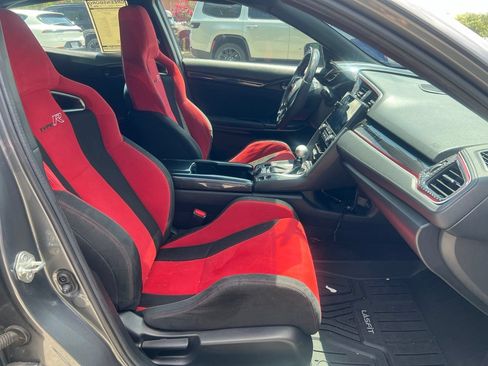 Used 2019 Honda Civic Type R image 22