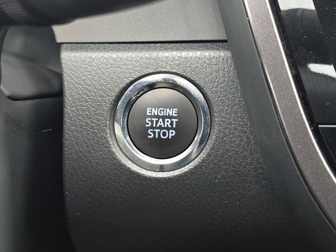 Used 2024 Toyota Camry XLE image 18