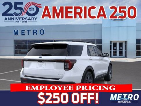 New 2026 Ford Explorer ST-Line w/ ST-Line Street Pack AWD/4WD image 8