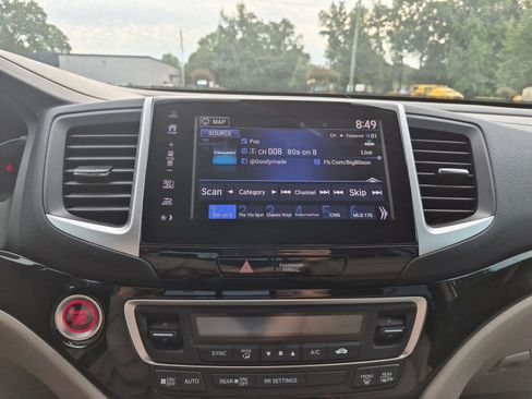 Used 2020 Honda Ridgeline RTL-E image 13
