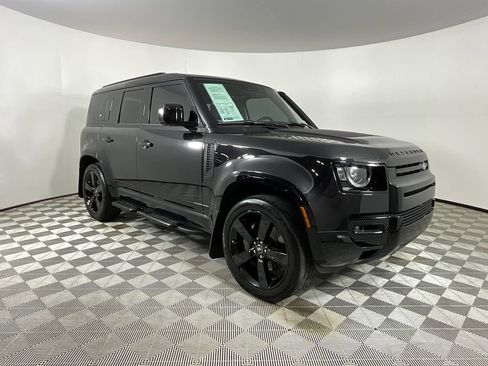 Certified 2024 Land Rover Defender 110 X-Dynamic SE image 6